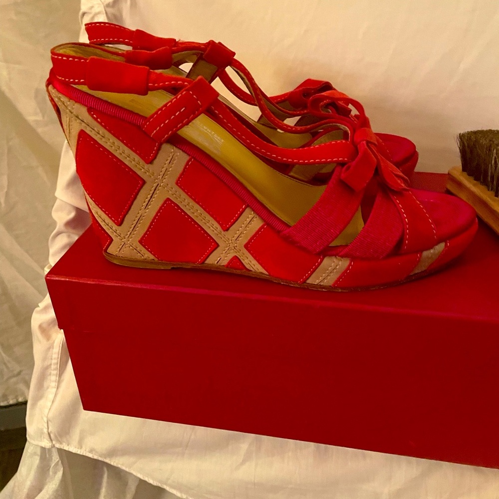 Wedges wow